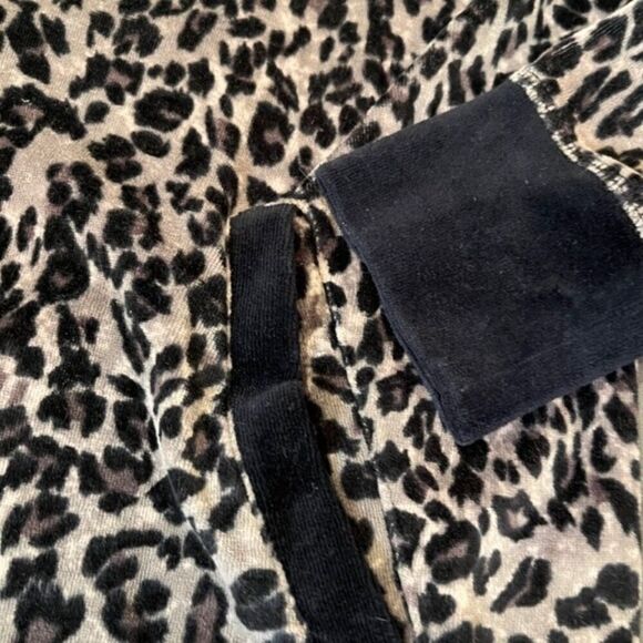Ac-tiv-ology Leopard Print Velour Feel Jacket Black Collar and Cuffs Size Small - Picture 6 of 8